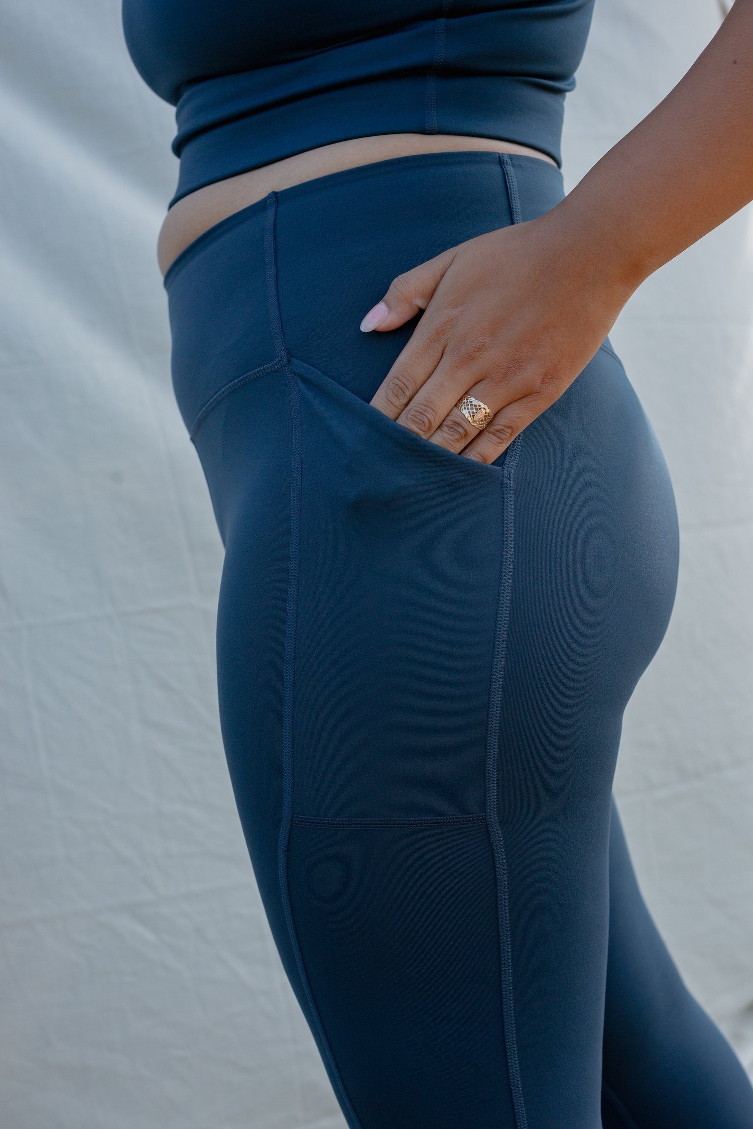 Girlfriend Collective Women's High-Rise Pocket Legging - Made From Recycled Water Bottles, Midnight / XXL / 7/8