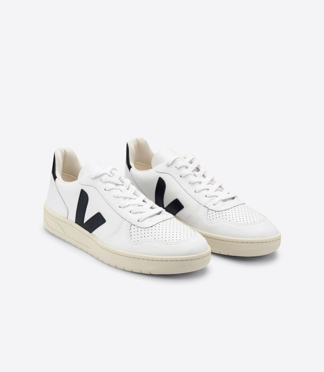 Veja Women's V-10 Leather, Extra White Black / 40