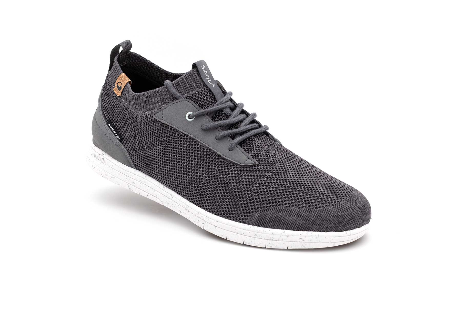 Saola Men's Mindo Waterproof, Dark Grey / 42