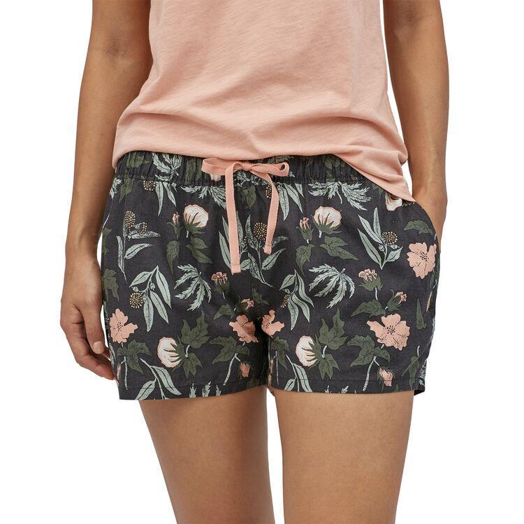 Patagonia Women's Island Hemp Baggies™ Shorts, Fiber Flora Multi Big: Ink Black / S